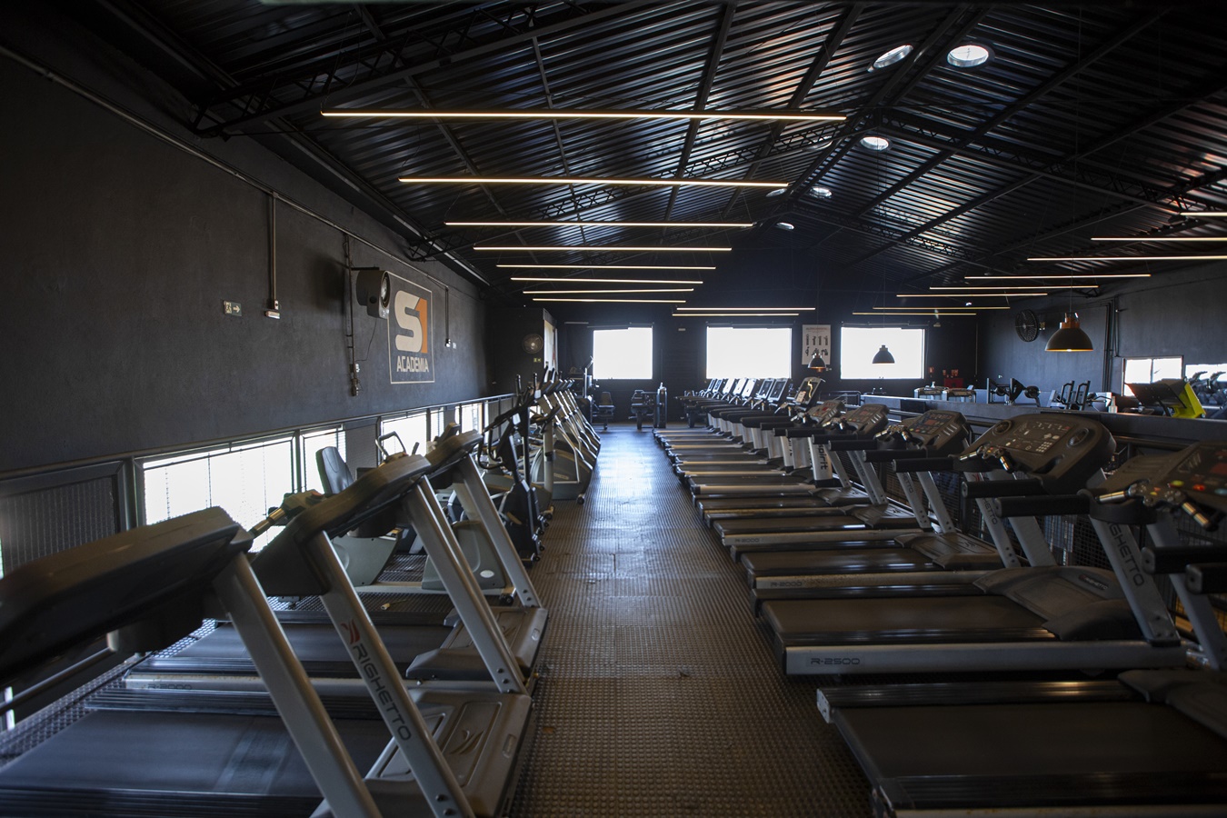 CARDIO LOUNGE
