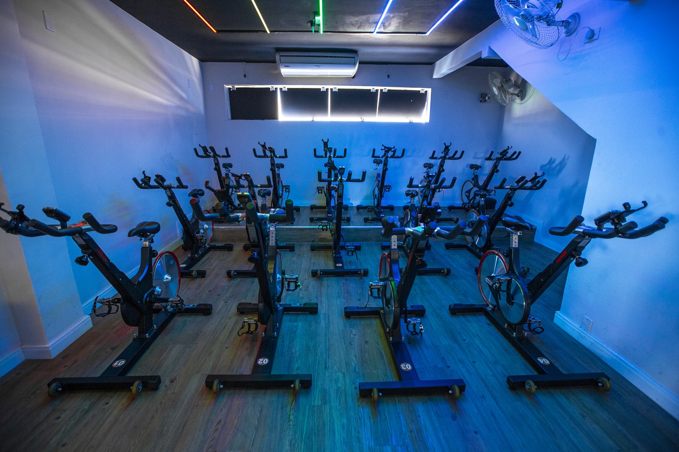 SPINNING